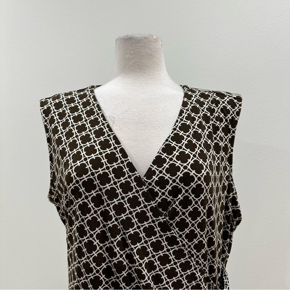 2x Dress - Picture 4 of 10